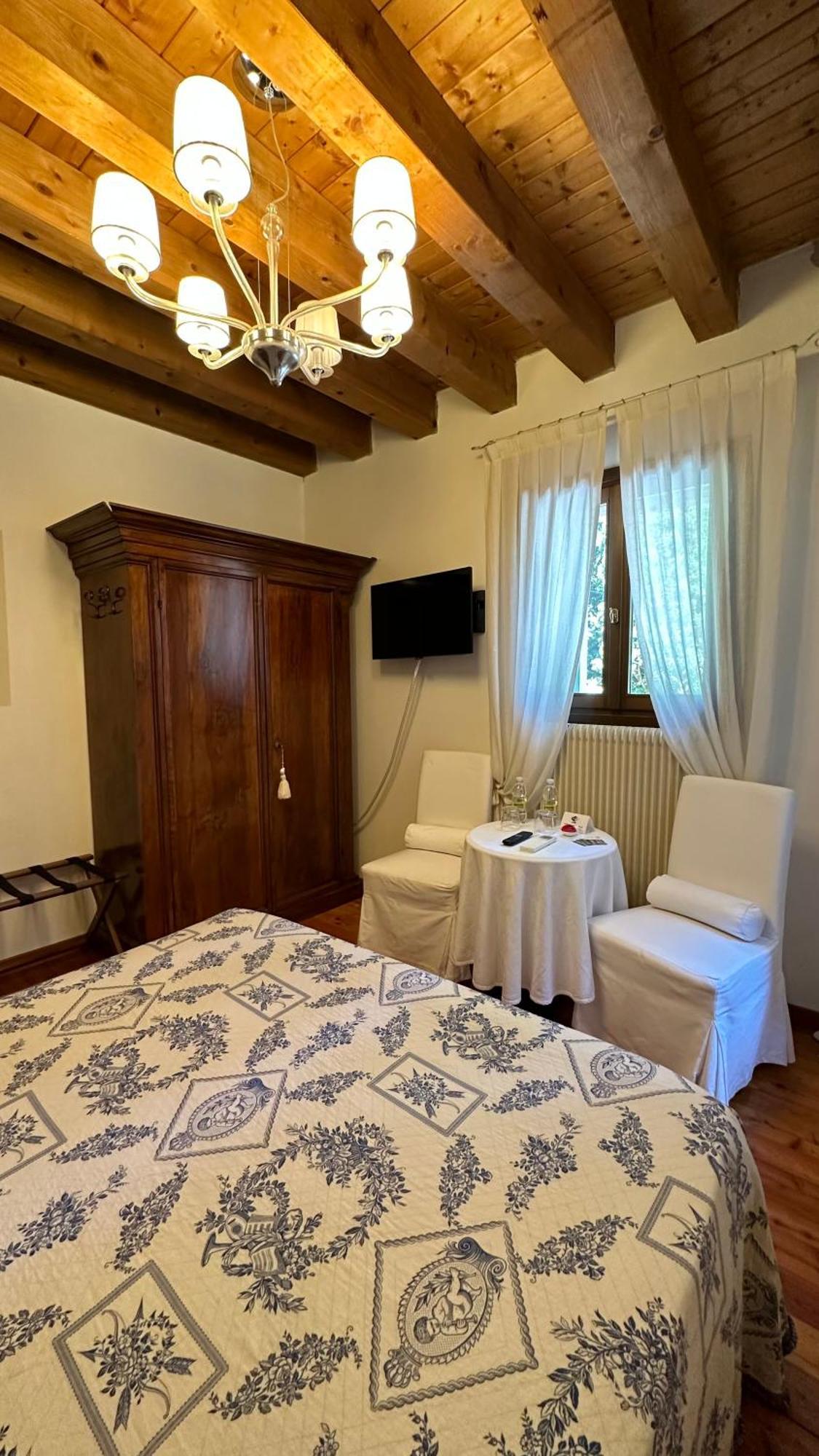 Ca' Hemingway Aparthotel Басано дел Грапа Екстериор снимка