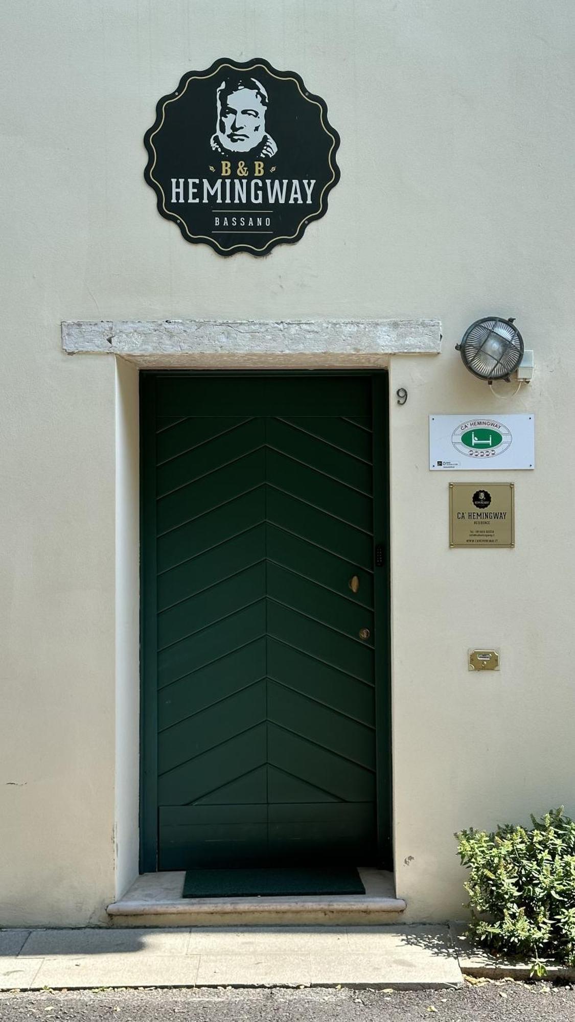 Ca' Hemingway Aparthotel Басано дел Грапа Екстериор снимка