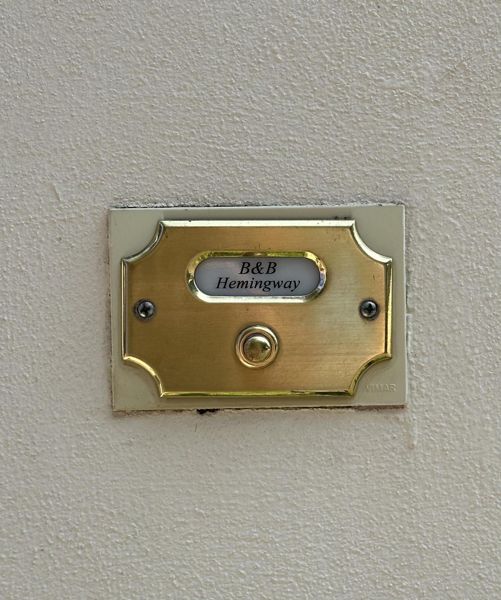 Ca' Hemingway Aparthotel Басано дел Грапа Екстериор снимка